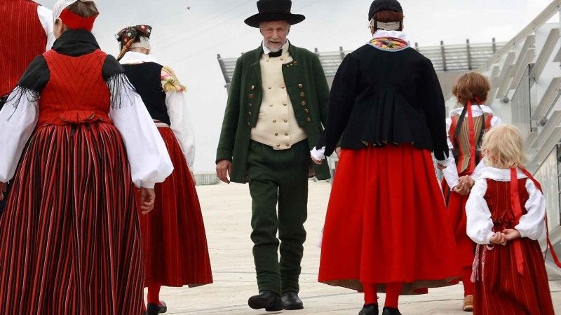 Финские национальные костюмы в Морском центре Велламо